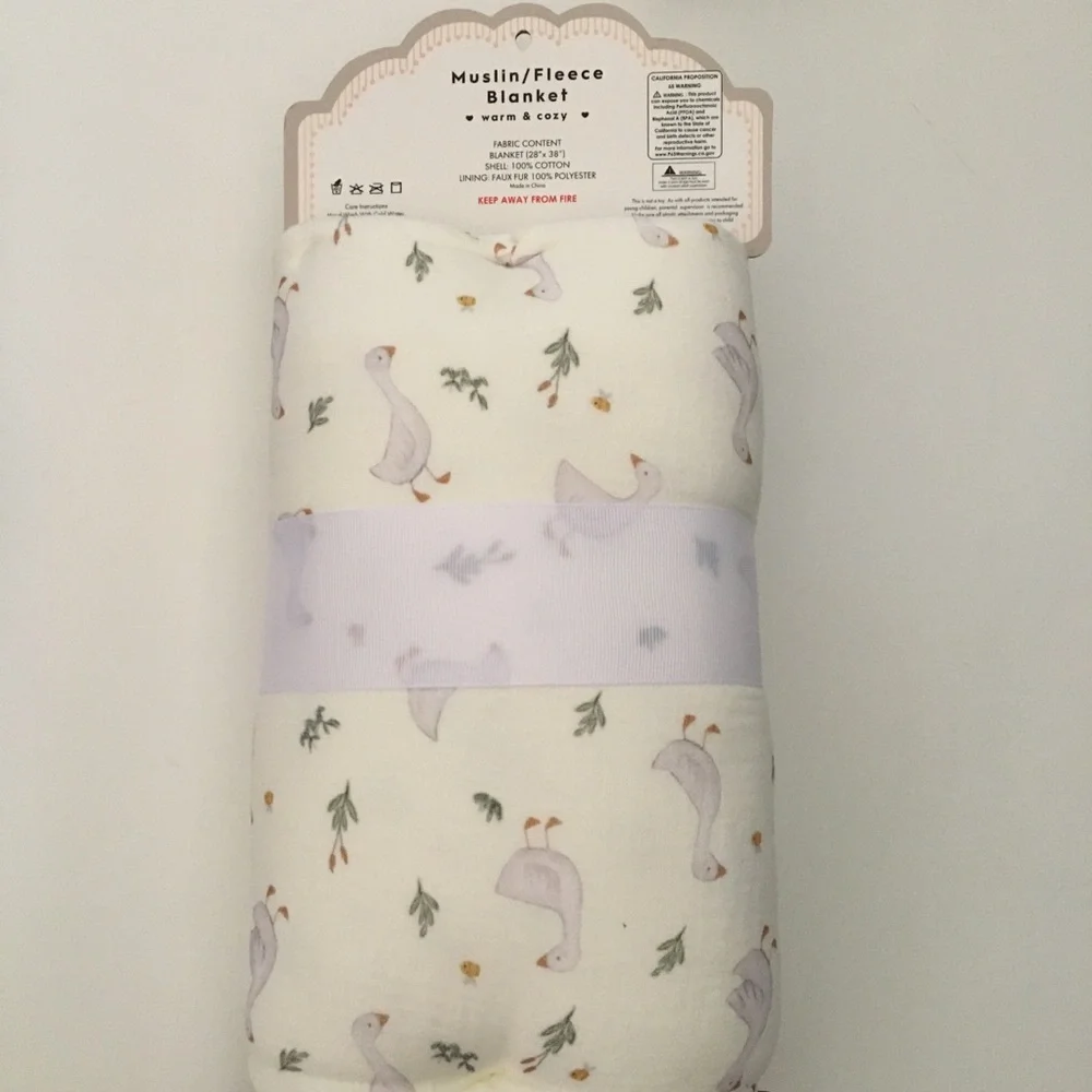 Baby Blanket Muslin Fleece Soft Lining White Goose Theme NEW | Bonbini
